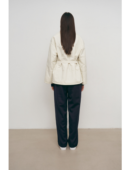 Картинка Біла куртка